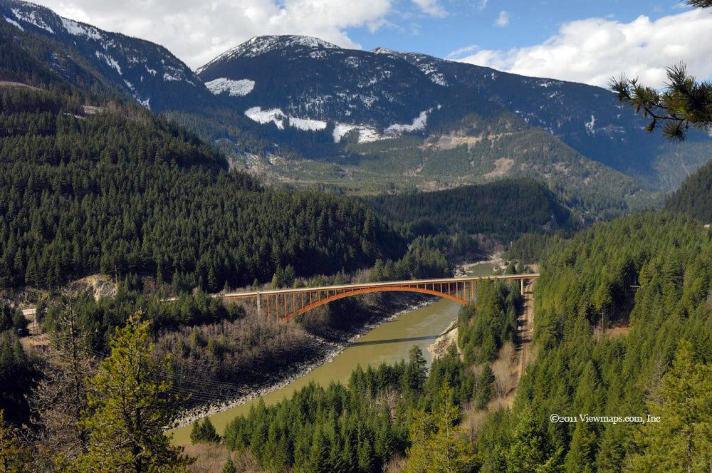 Looking down on the Alexandra Bridge