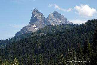 A view of the Canadian and American Border Peaks from the North-West in the Borden Valley.