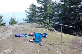 My radio gear ready for contacts at the viewpoint